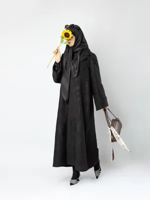 عبا پرنیان جواهردوزی