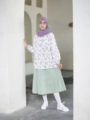 دامن لعیا